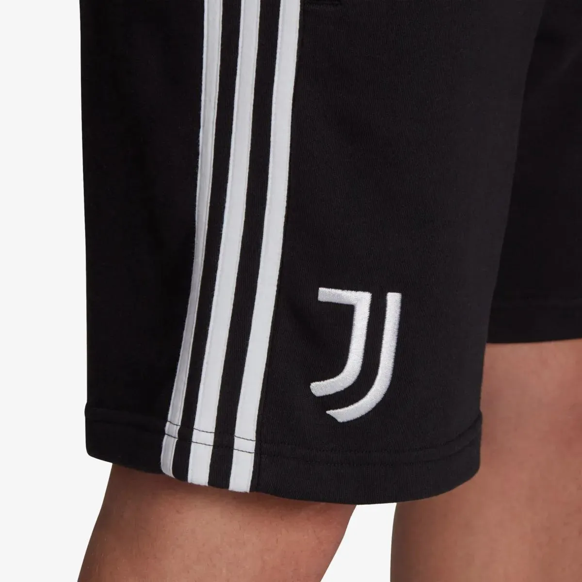 adidas Juventus 3-Stripes Sweat 